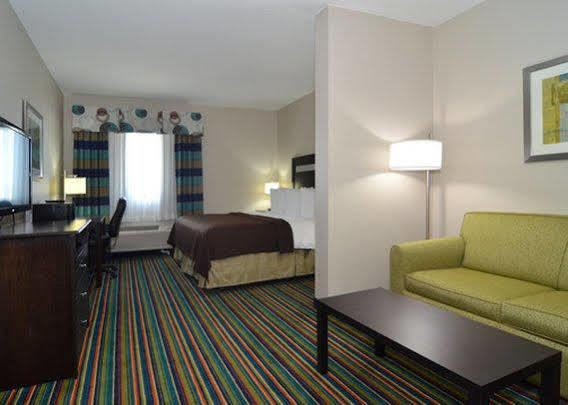 Microtel Inn & Suites Kenedy מראה חיצוני תמונה